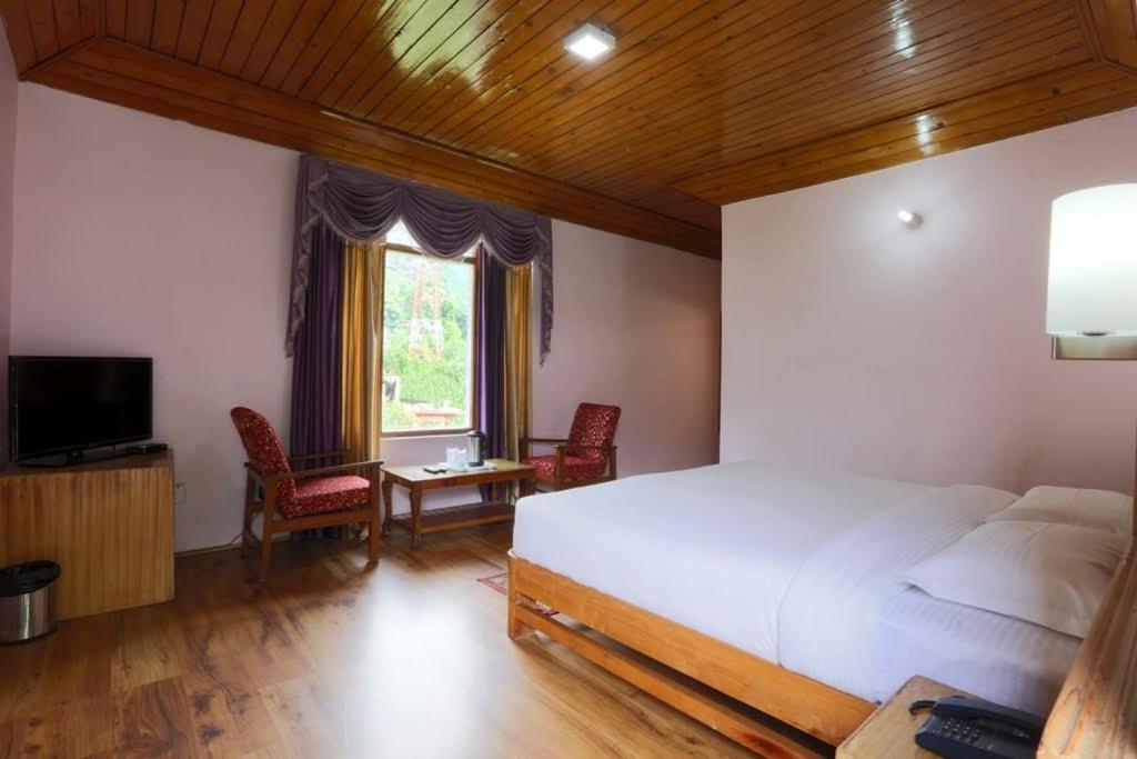 Olive County Resort Manāli エクステリア 写真